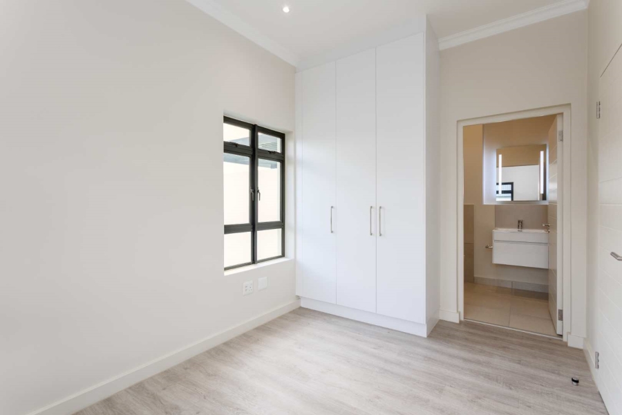 To Let 2 Bedroom Property for Rent in Val De Vie Estate Western Cape